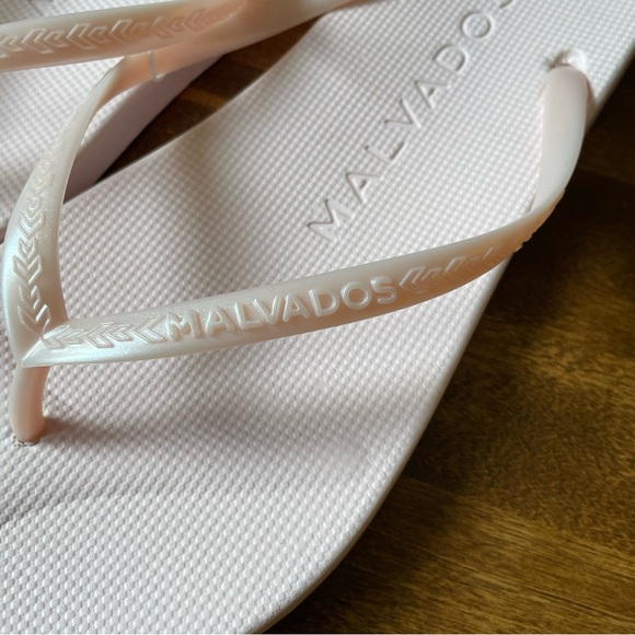 Malvados Playa-Shell Flip Flops, NWT, - Picture 7 of 9